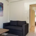 Apartment Aura 1 *