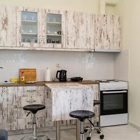 Aura 1 * קלמאטה